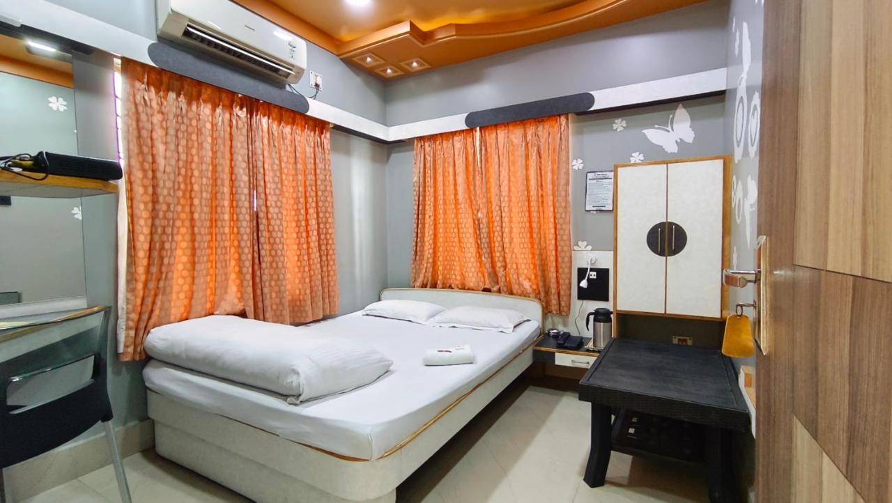 Hotel Samrat Baharampur Luaran gambar