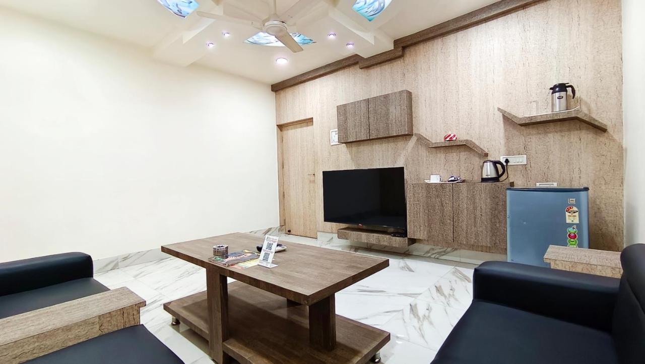 Hotel Samrat Baharampur Luaran gambar