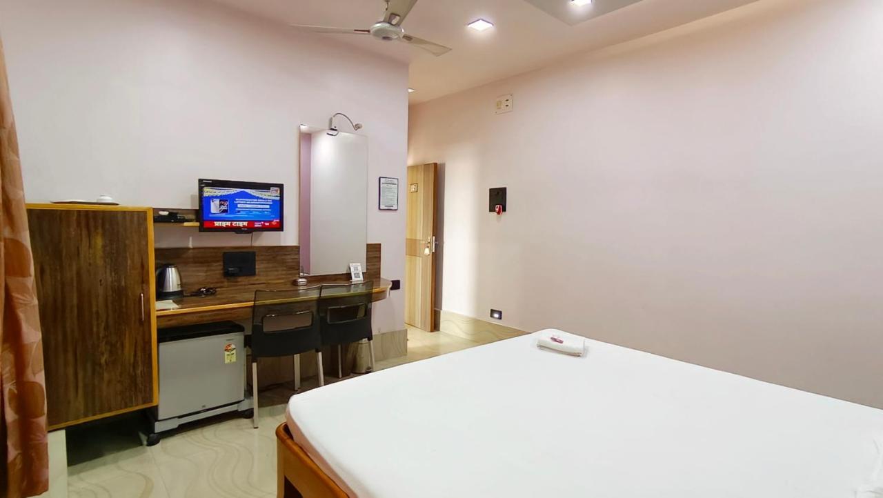 Hotel Samrat Baharampur Luaran gambar