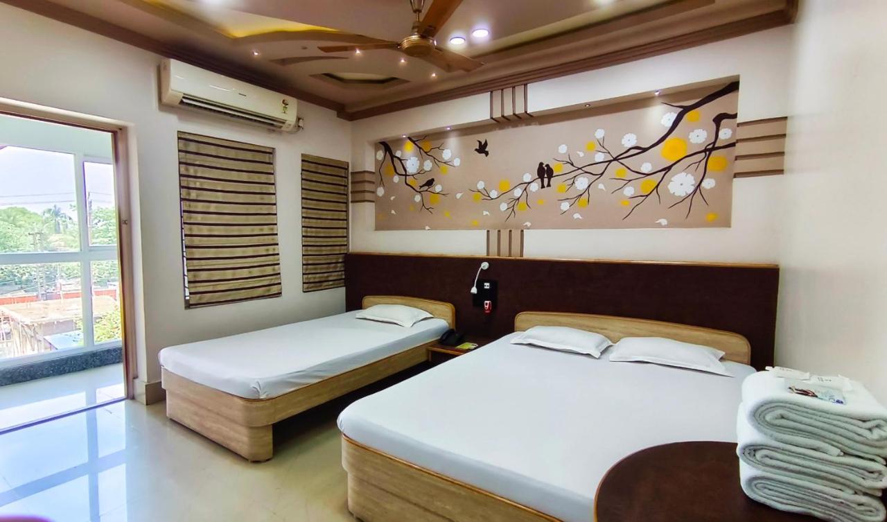 Hotel Samrat Baharampur Luaran gambar